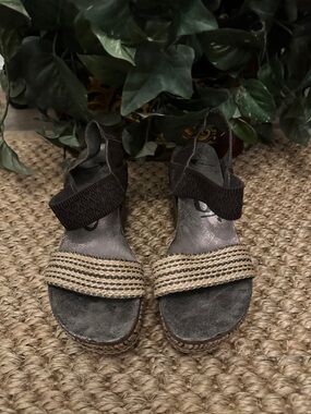 OTBT Brown and Tan Wedge Sandals